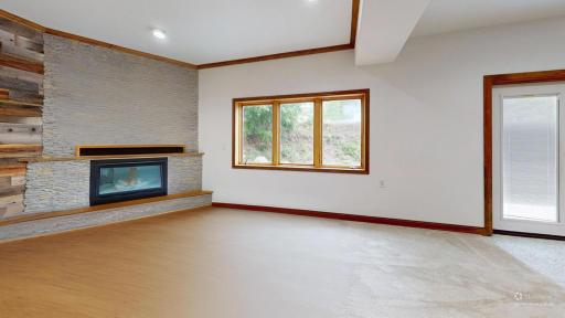 25395-County-Highway-6-Living-Room-Defurnished.jpg