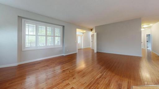 25395-County-Highway-6-Living-Room-Defurnished 4.jpg