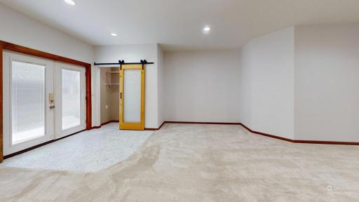 25395-County-Highway-6-Living-Room-Defurnished 1.jpg