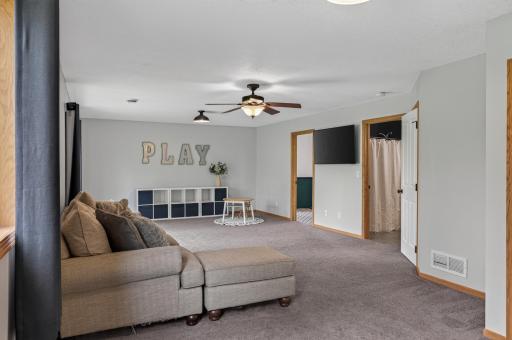24585 Kenwood Lane, Scandia, MN 55073