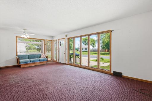 5625 Hillsview Road, Minneapolis, MN 55430