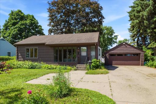 5625 Hillsview Road, Minneapolis, MN 55430
