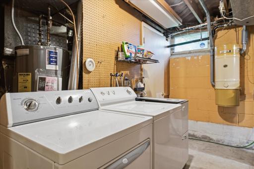 5625 Hillsview Road, Minneapolis, MN 55430