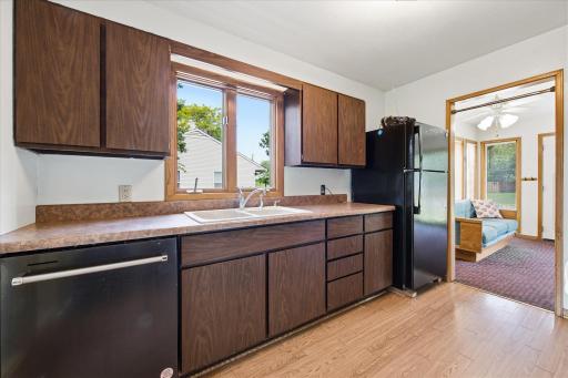 5625 Hillsview Road, Minneapolis, MN 55430