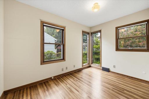 5625 Hillsview Road, Minneapolis, MN 55430