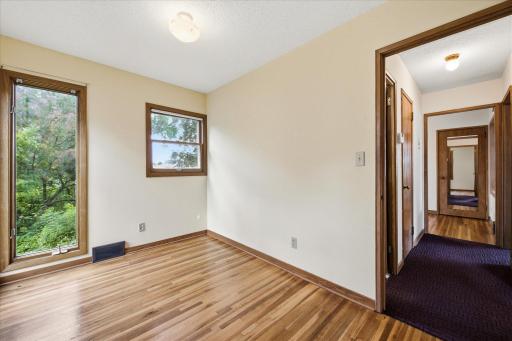 5625 Hillsview Road, Minneapolis, MN 55430