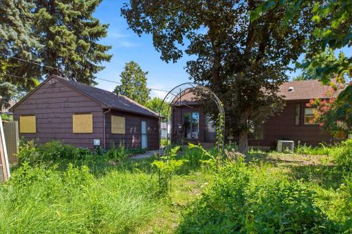 5625 Hillsview Road, Minneapolis, MN 55430