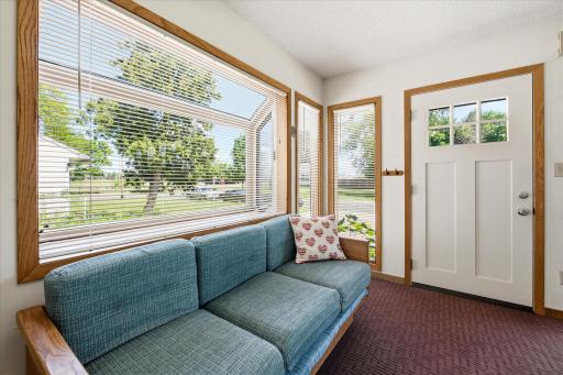 5625 Hillsview Road, Minneapolis, MN 55430