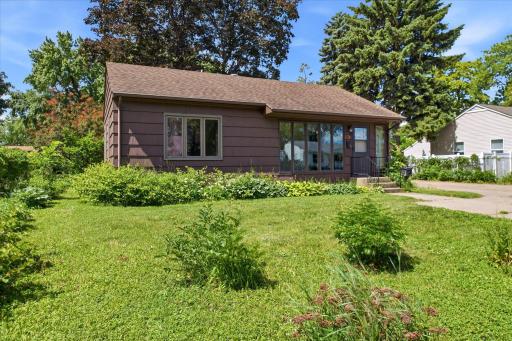 5625 Hillsview Road, Minneapolis, MN 55430