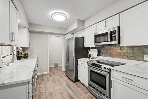 1463 Trollhagen Drive NE, Minneapolis, MN 55421