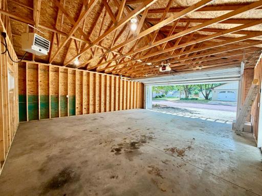 200 North Street, Tracy, MN 56175