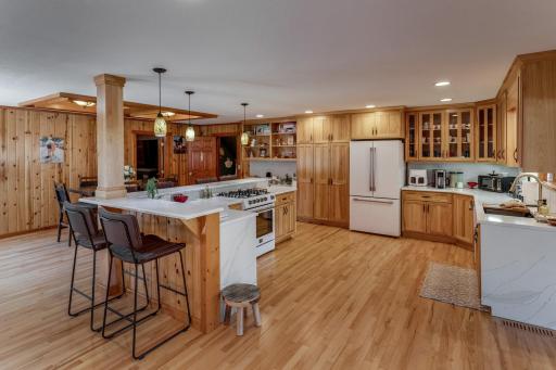 10645 County Road 16, Pequot Lakes, MN 56472