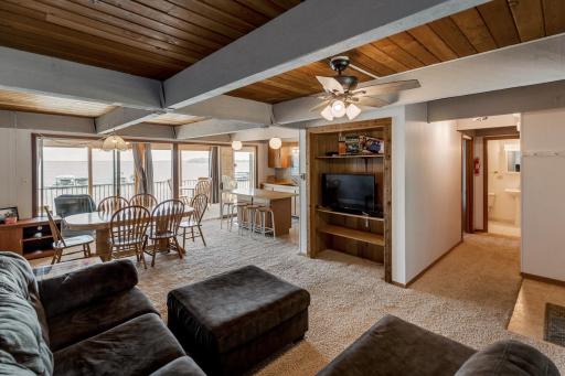 9151 Breezy Point Drive, Pequot Lakes, MN 56472