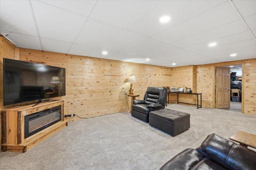 215 E 45th Street, Hibbing, MN 55746