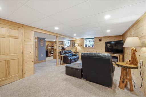 215 E 45th Street, Hibbing, MN 55746