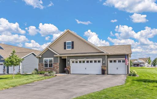 2084 Arcadia Street, Shakopee, MN 55379