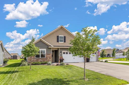2084 Arcadia Street, Shakopee, MN 55379