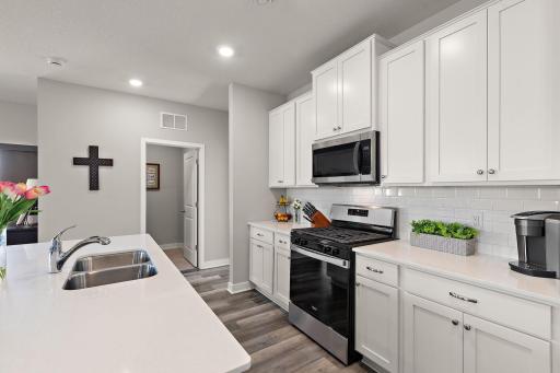 2084 Arcadia Street, Shakopee, MN 55379