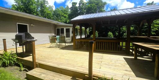 22 x 30 Deck