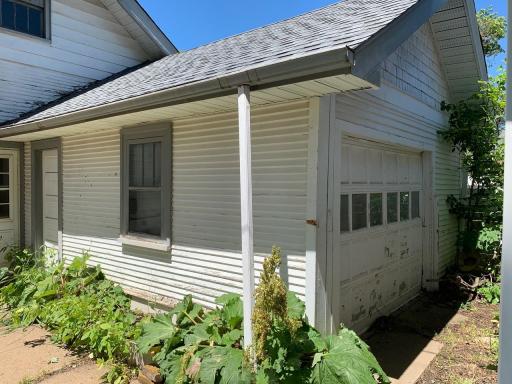 2630 3rd Avenue E, Hibbing, MN 55746