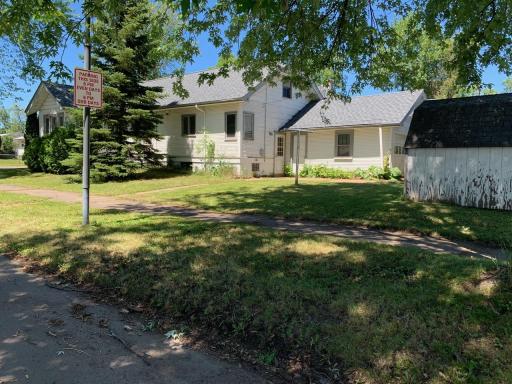 2630 3rd Avenue E, Hibbing, MN 55746