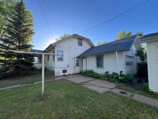 2630 3rd Avenue E, Hibbing, MN 55746