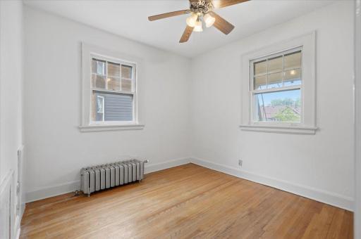 1070 Bradley Street, Saint Paul, MN 55130