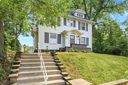 1070 Bradley Street, Saint Paul, MN 55130