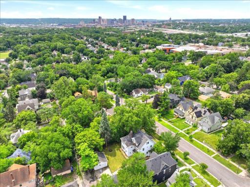 1070 Bradley Street, Saint Paul, MN 55130