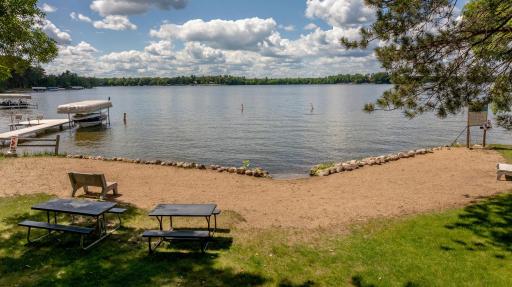 Beautiful shared sand beach ~ the kiddos will love this beach!