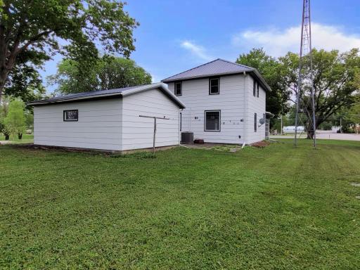 411 State Highway 19, Franklin, MN 55333