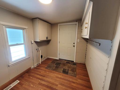 411 State Highway 19, Franklin, MN 55333