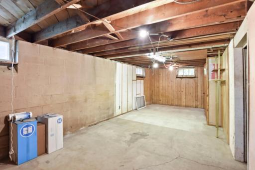 7722 Babcock Trail, Inver Grove Heights, MN 55077