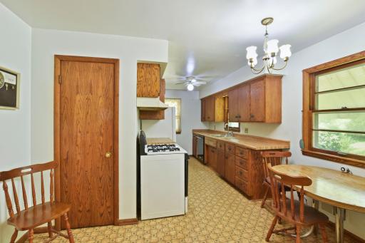 7722 Babcock Trail, Inver Grove Heights, MN 55077