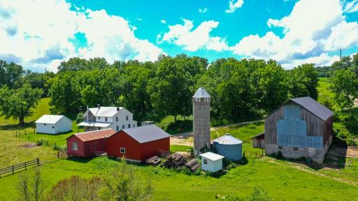 20860 Grosbeak Road, Lanesboro, MN 55949