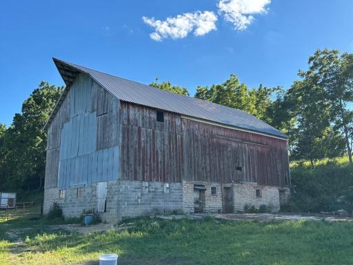 20860 Grosbeak Road, Lanesboro, MN 55949