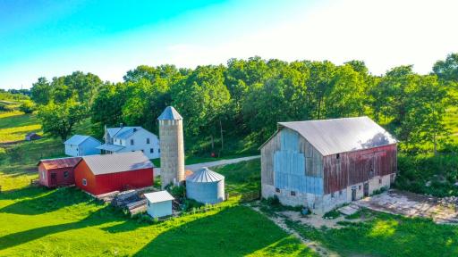 20860 Grosbeak Road, Lanesboro, MN 55949