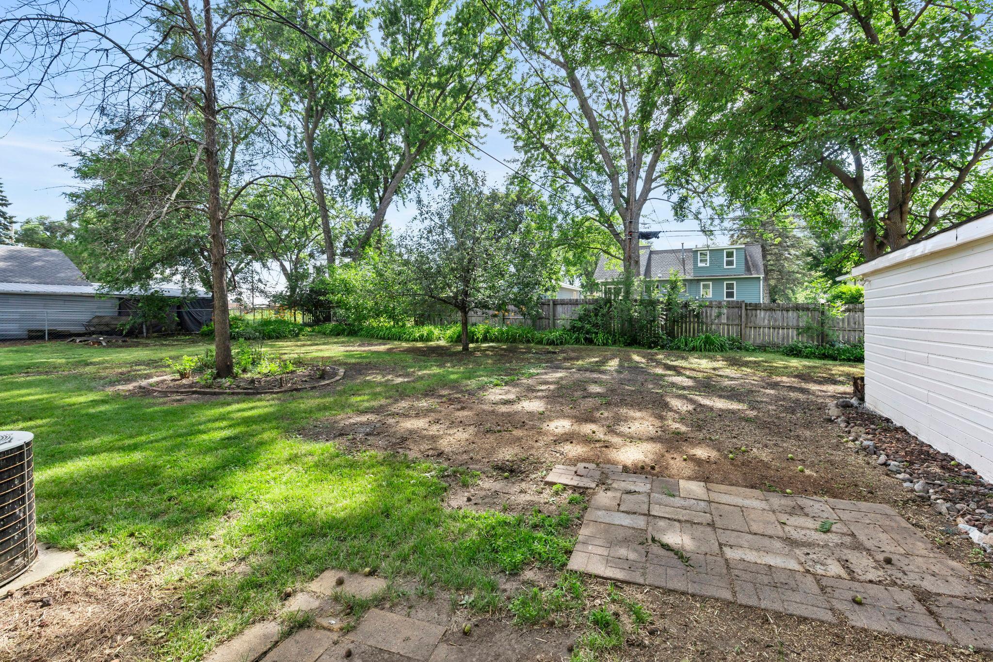 42-web-or-mls-8734 Portland Ave-13.jpg