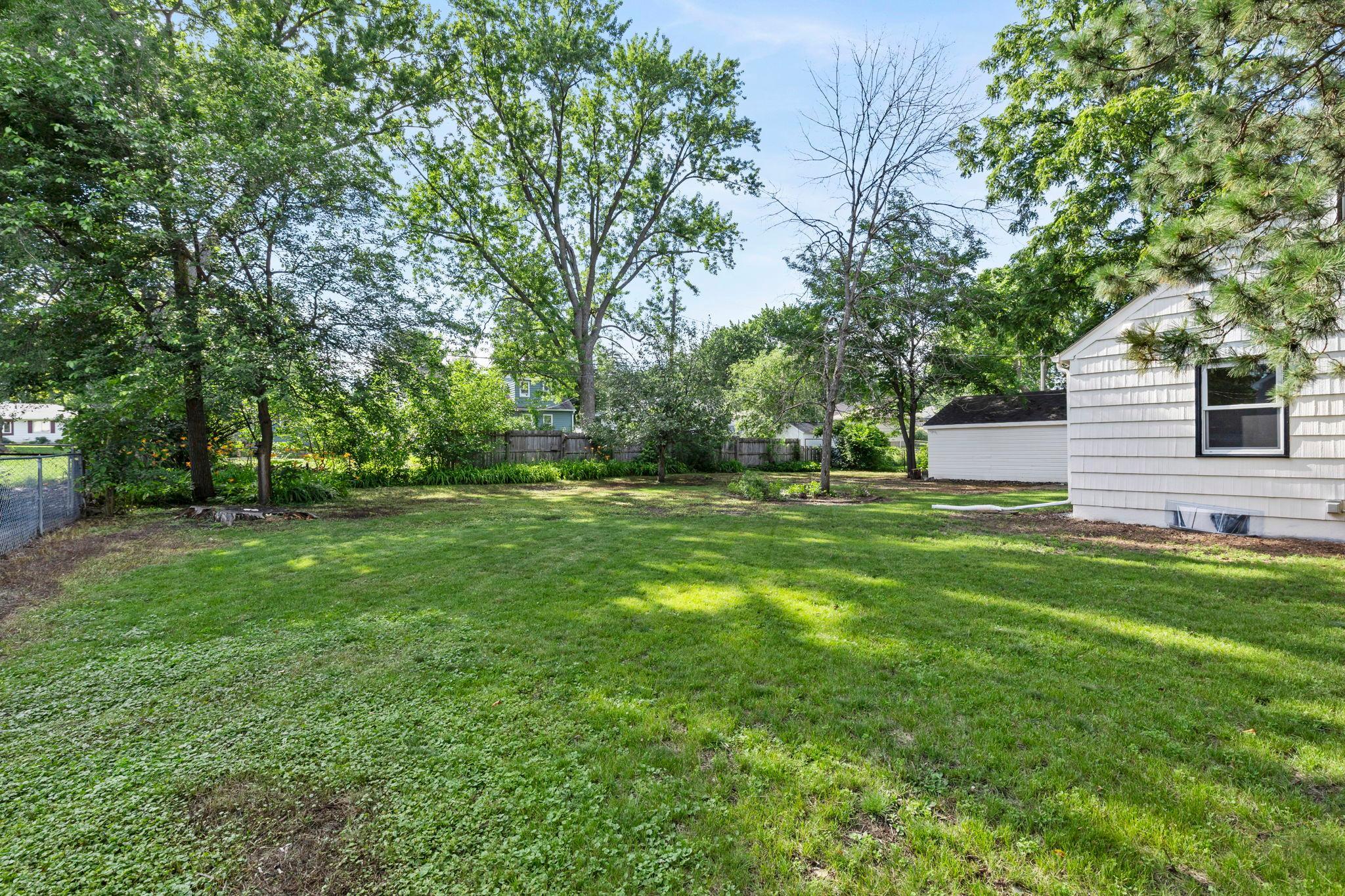 45-web-or-mls-8734 Portland Ave-22.jpg