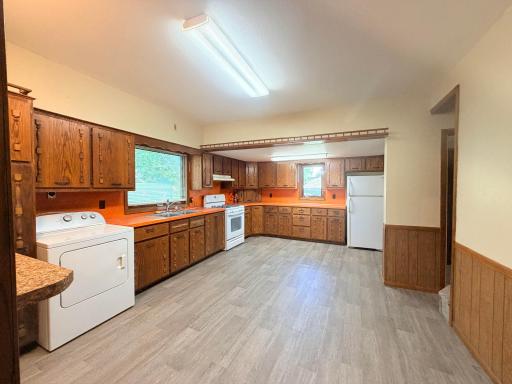 220 Grace Avenue, Iona, MN 56141