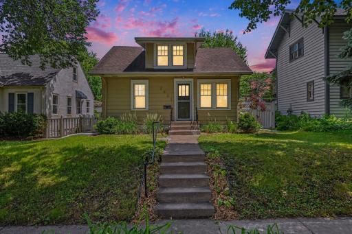 2623 Mckinley Street NE, Minneapolis, MN 55418