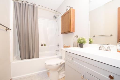 Main floor full bathroom. Updated shower/tub combo