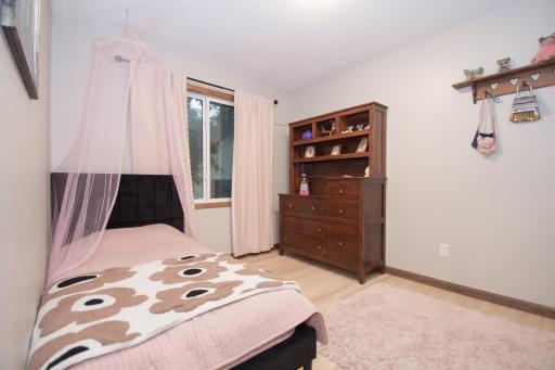 544 Auburn Place NW, H, Elk River, MN 55330