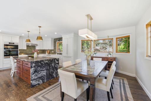 4011 Grimes Avenue S, Edina, MN 55416