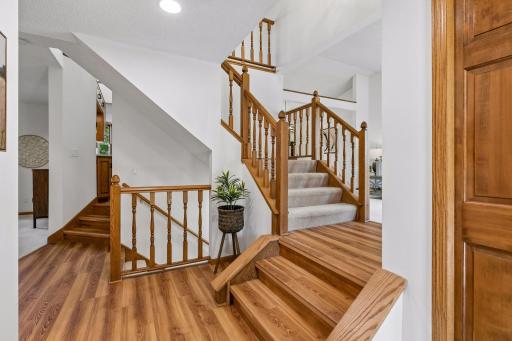 1191 Duckwood Trail, Saint Paul, MN 55123