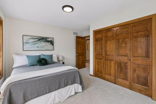 1191 Duckwood Trail, Saint Paul, MN 55123