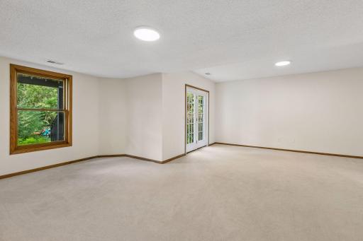 1191 Duckwood Trail, Saint Paul, MN 55123