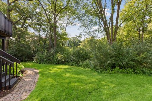 1191 Duckwood Trail, Saint Paul, MN 55123