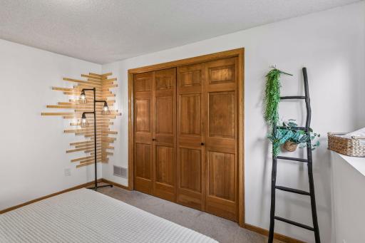 11825 177th Street W, Lakeville, MN 55044