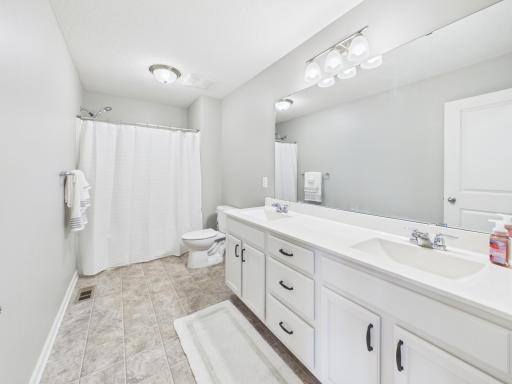 6598 Jeffery Avenue S, Cottage Grove, MN 55016